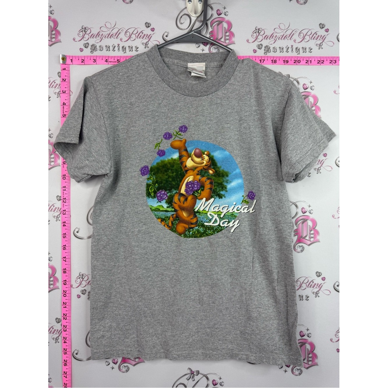 Disney Store Vintage Tshirt Tigger Magical Day Graphic Tee
